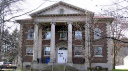 Facade of the Tioga Point Museum/Spalding Memorial Library