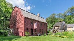 18th century home painted red that was the birthplace of famed artist Gilbert Stuart