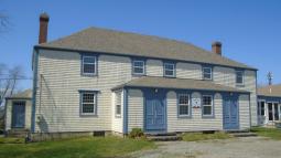 Front view of the Portsmouth Friends Meeting House