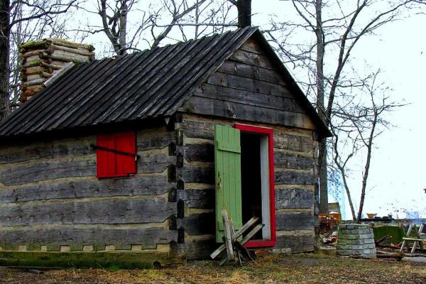 One of the many soldier's hut at Fort Lee