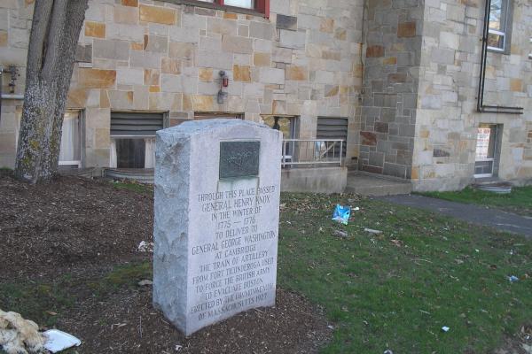 Knox Trail Marker 21 (Framingham, Massachusetts)