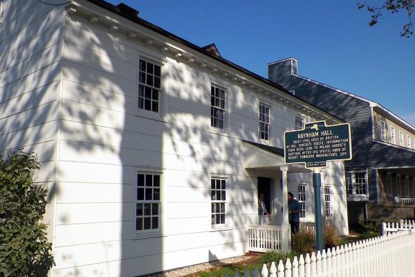 Photograph of Raynham Hall Oyster Bay, NY by Rhonda McCloughan