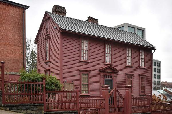 Red facade of the Stephen Hopkins House in Rhode Island