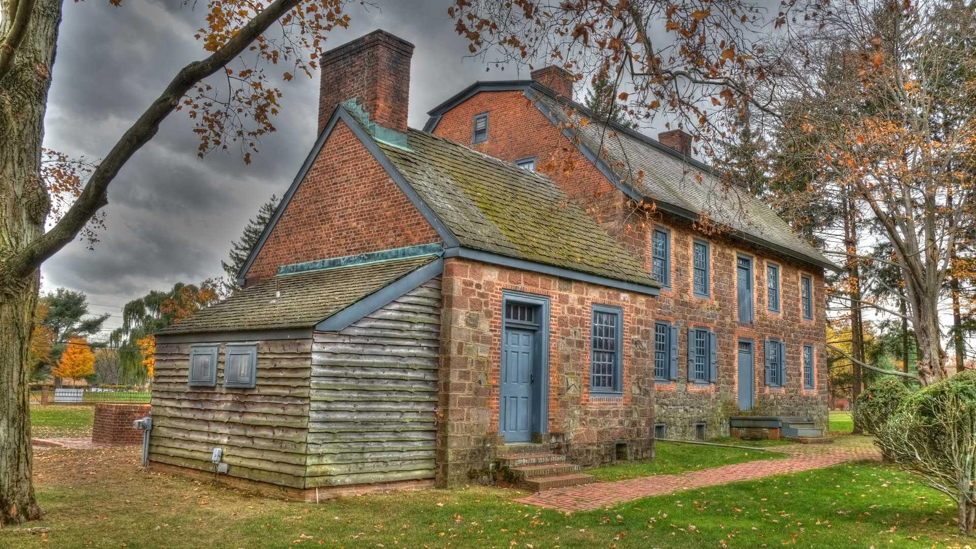 Dey Mansion with overcast sky