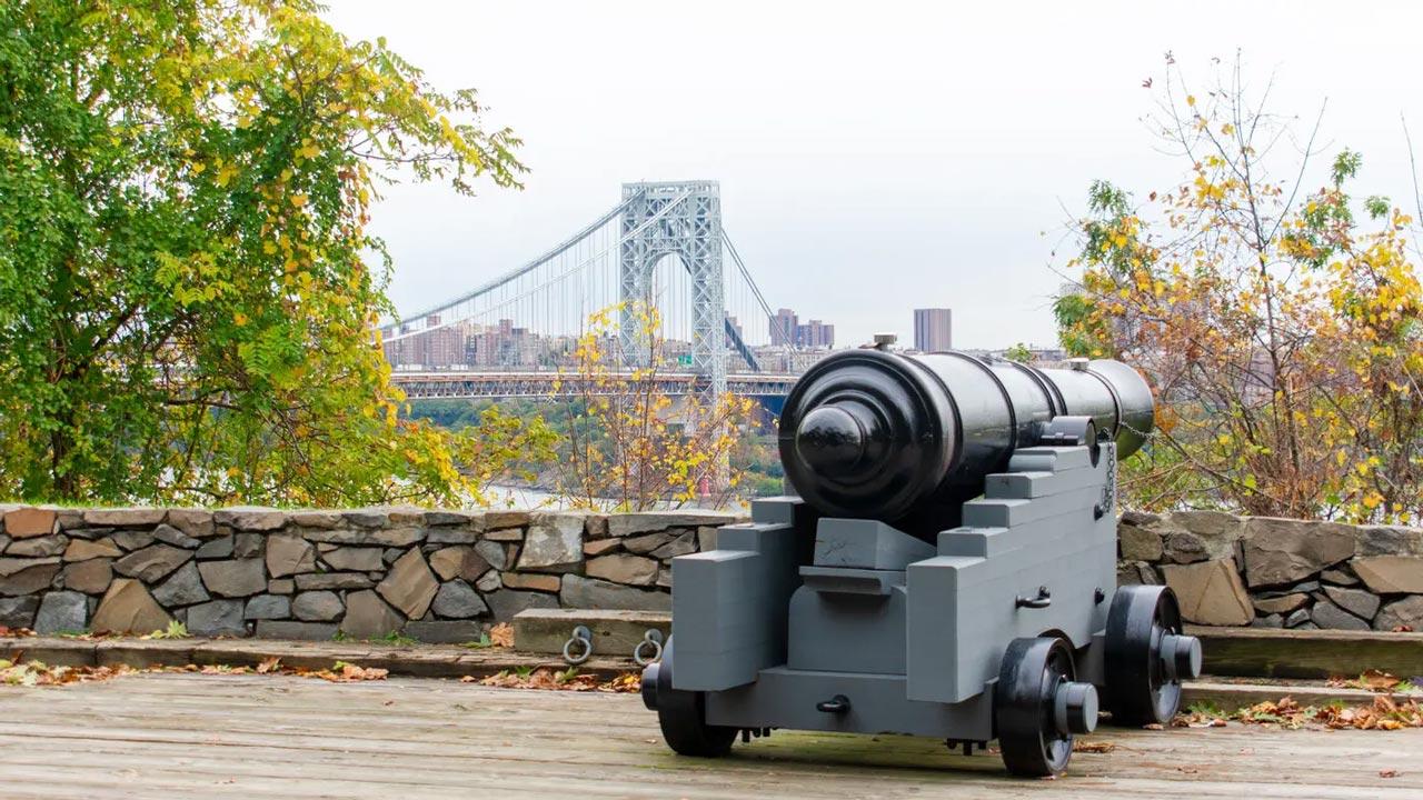 Cannons at Fort Lee Historical Park facing the George Washington Bridge