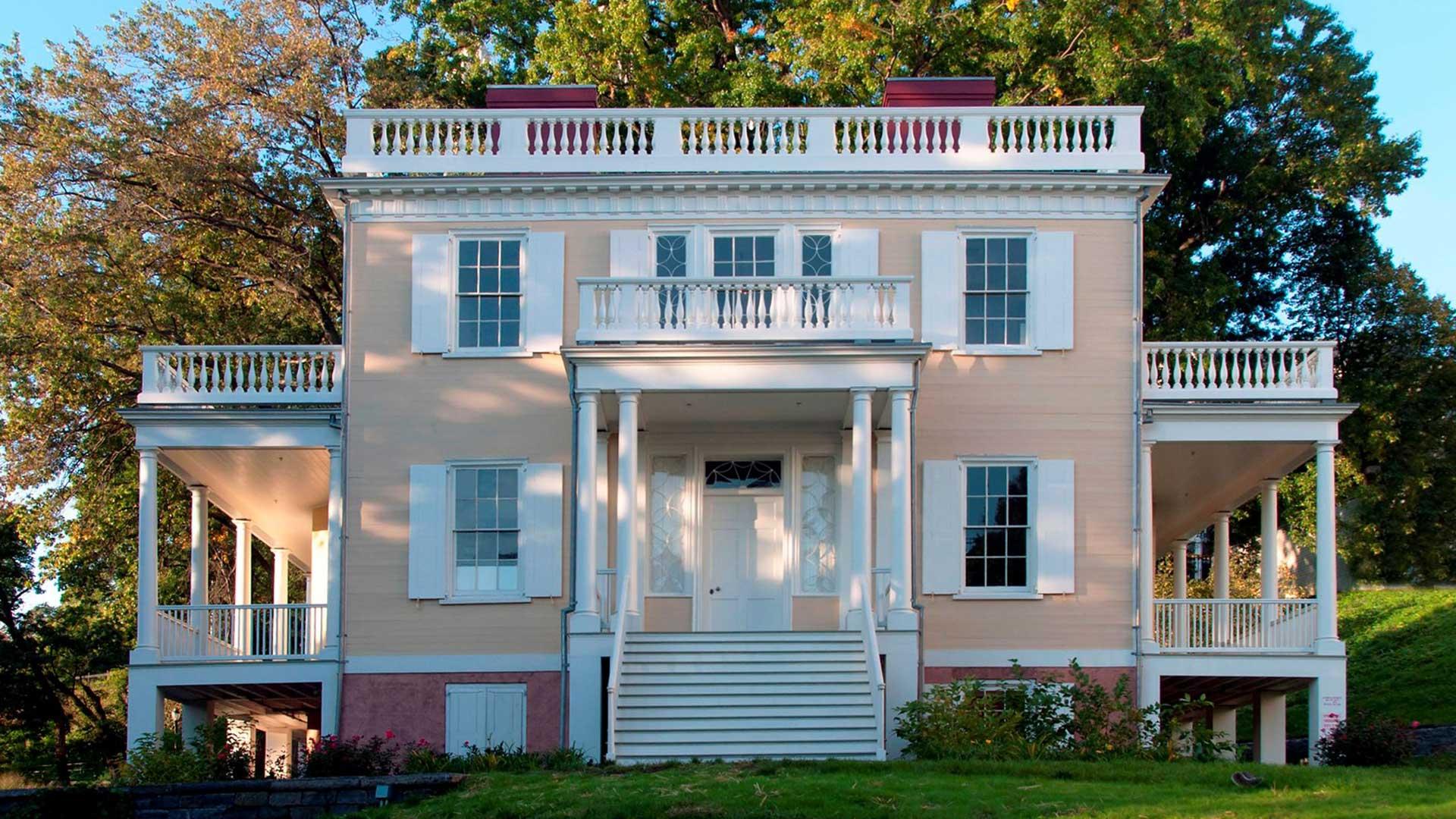 Facade of Hamilton Grange