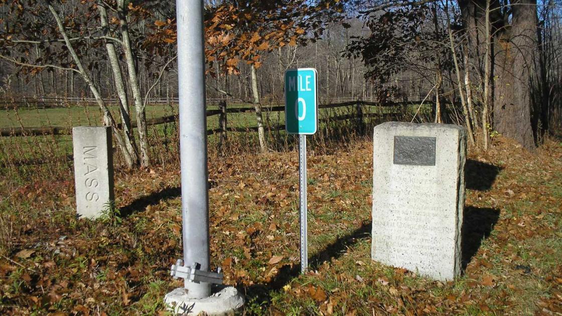 Knox Trail Marker 30 (State Line)