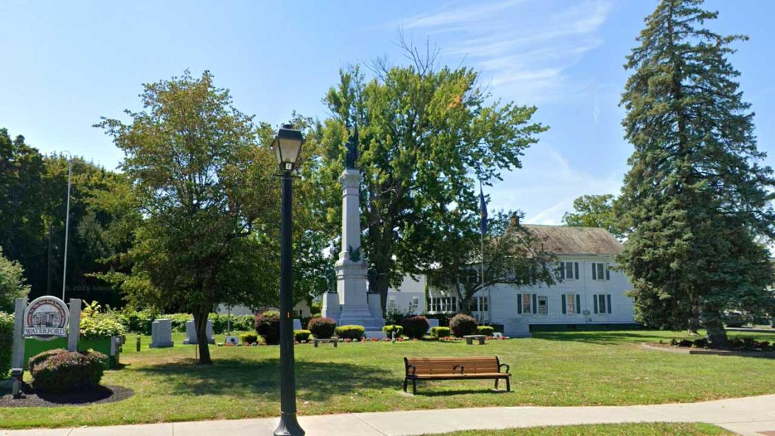 Soldiers and Sailors Monument in Waterford NY (Knox Marker #18)