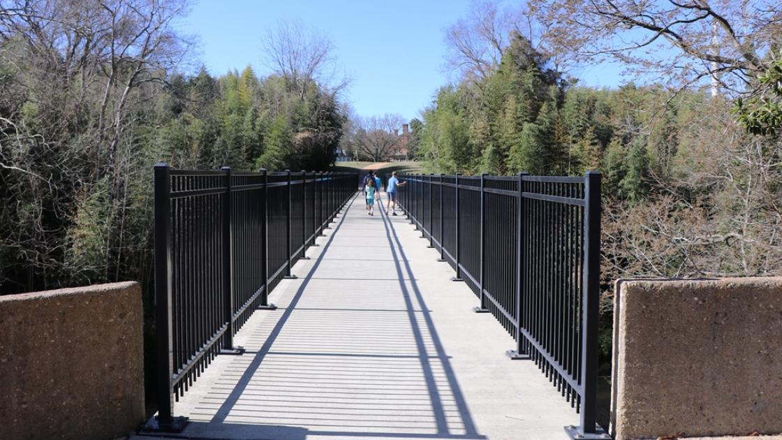 Footbridge and Tobacco Road (Colonial Yorktown)