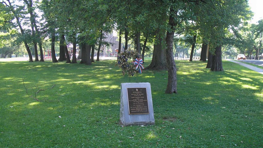 Small stone marker commemorating the Battle of Pelham